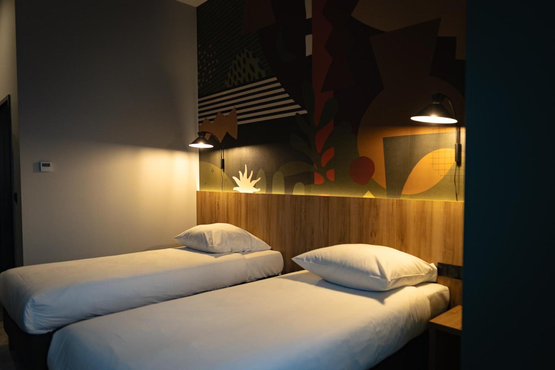 Desilva Inn Opole Bagian luar foto